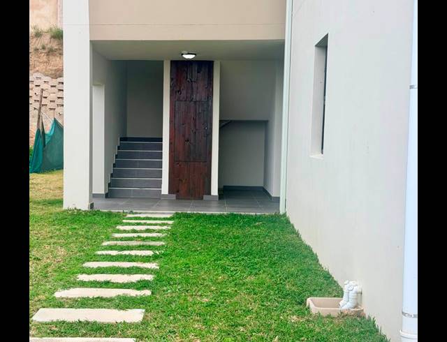 2 BEDROOM APARTMENT FOR SALE IN RESERVOIR HILLS